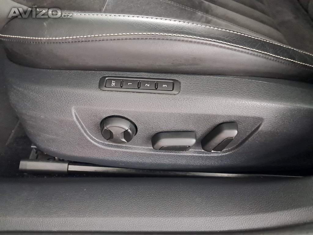 Foto inzerátu Skoda Superb 2.0 TDI