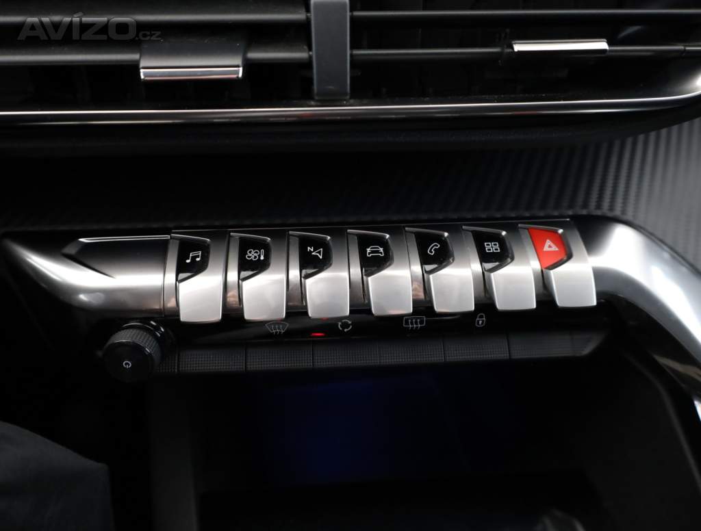 Foto inzerátu Peugeot 3008 1.5 BlueHDi