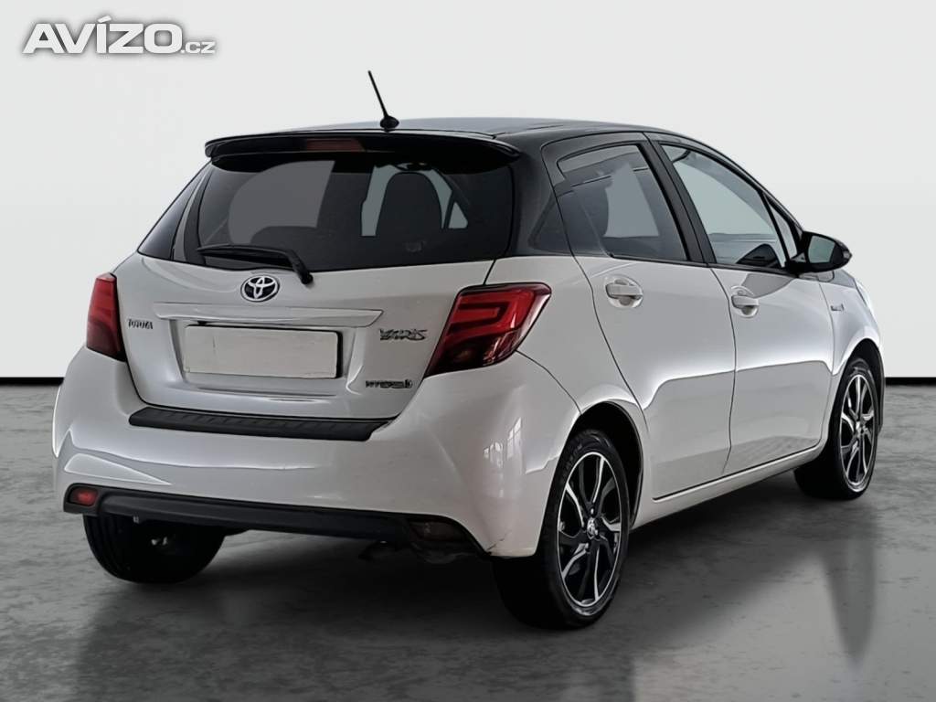 Foto inzerátu Toyota Yaris 1.5 Hybrid