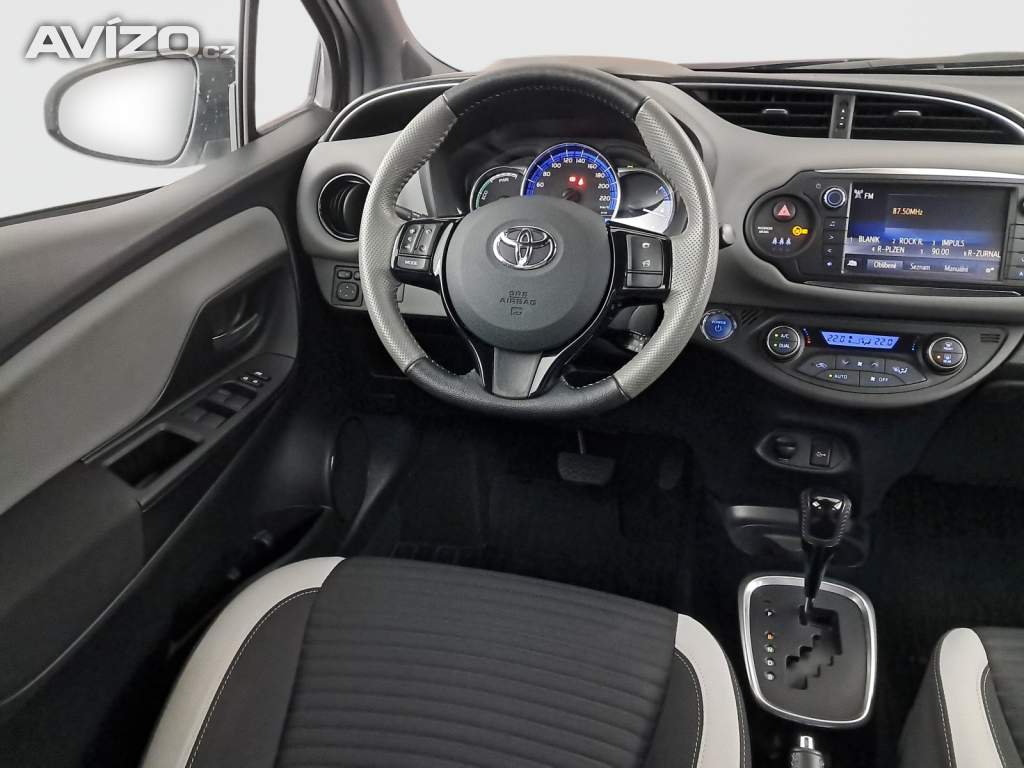 Foto inzerátu Toyota Yaris 1.5 Hybrid