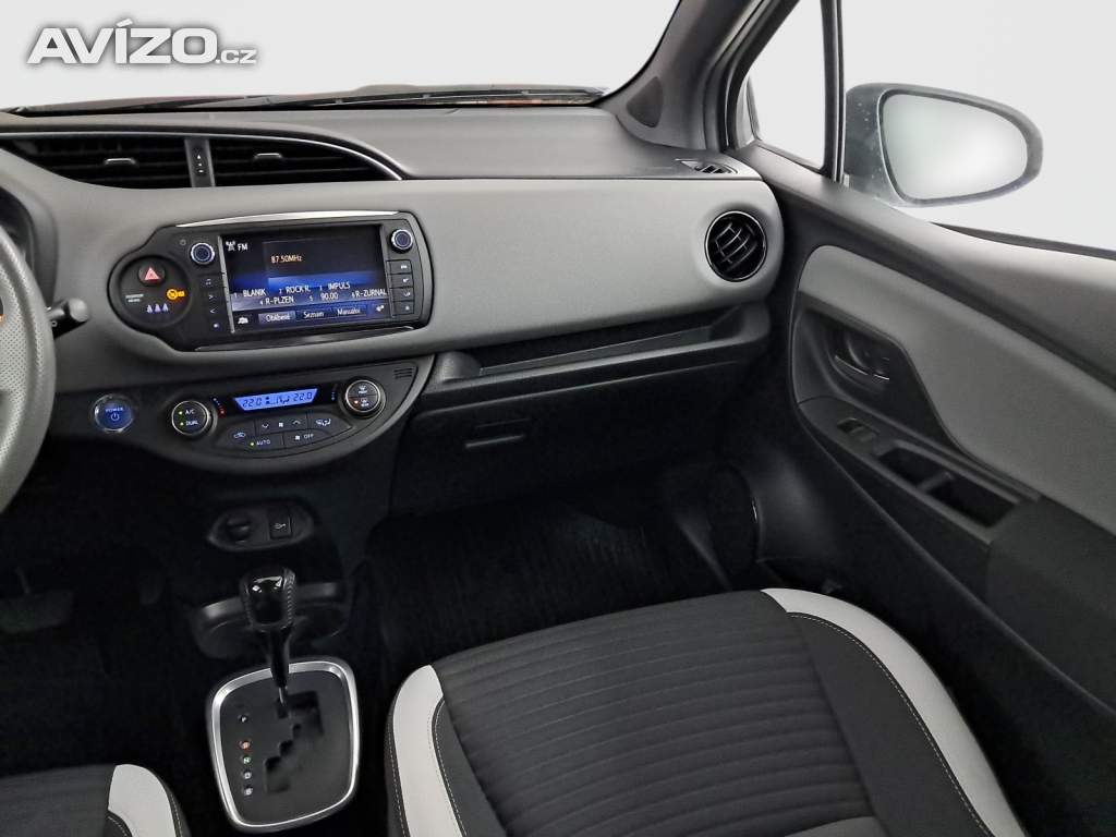 Foto inzerátu Toyota Yaris 1.5 Hybrid