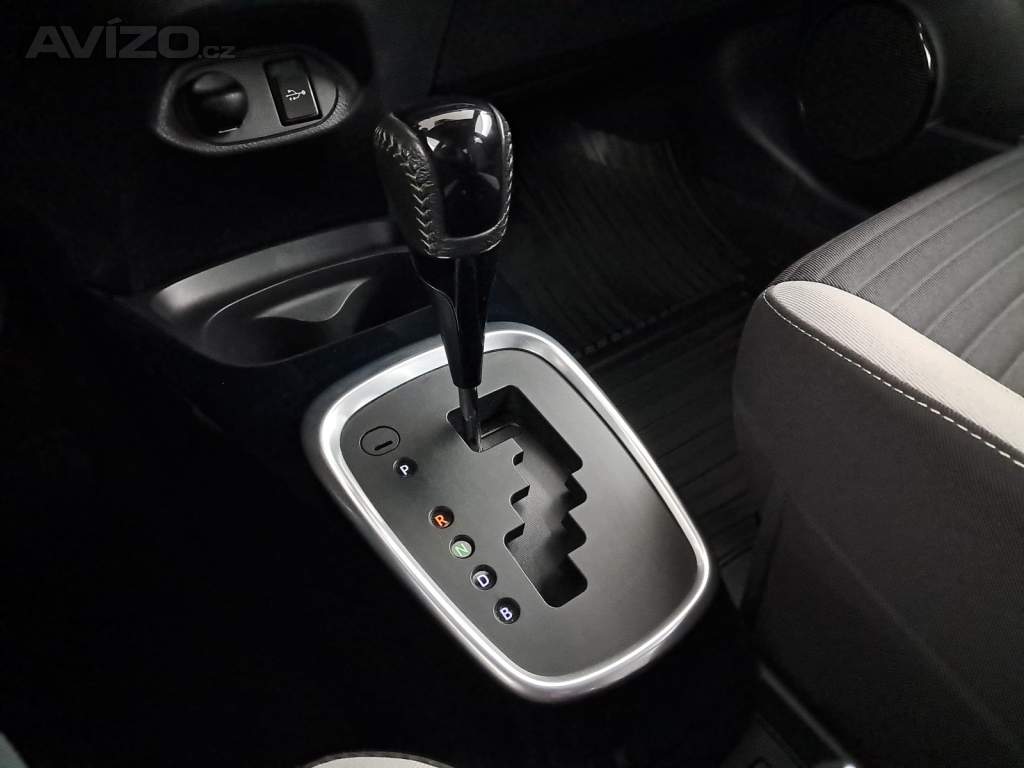Foto inzerátu Toyota Yaris 1.5 Hybrid