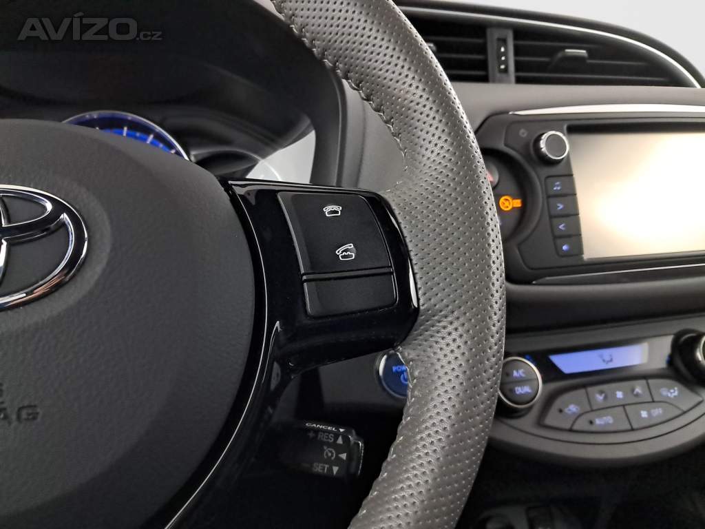 Foto inzerátu Toyota Yaris 1.5 Hybrid