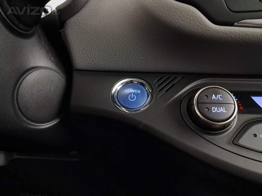 Foto inzerátu Toyota Yaris 1.5 Hybrid