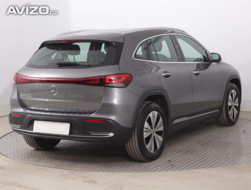Foto inzerátu Mercedes EQA EQA 250