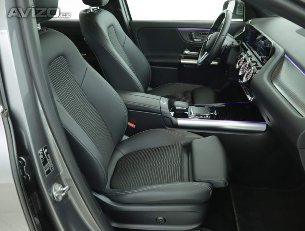 Foto inzerátu Mercedes EQA EQA 250