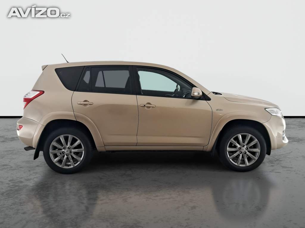 Foto inzerátu Toyota RAV 4 2.2 D-CAT