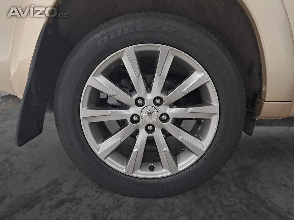 Foto inzerátu Toyota RAV 4 2.2 D-CAT