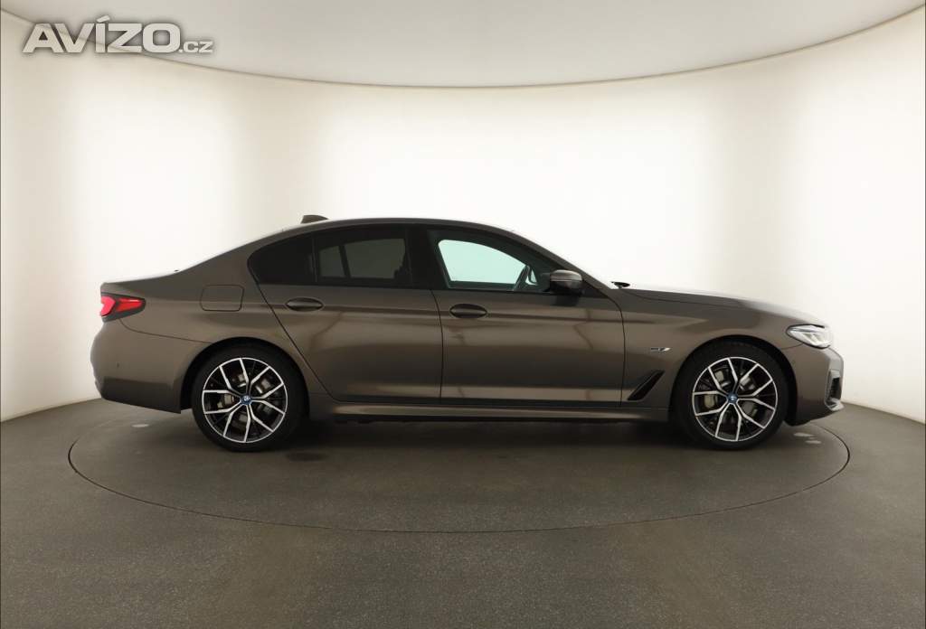 Foto inzerátu BMW 5 530e