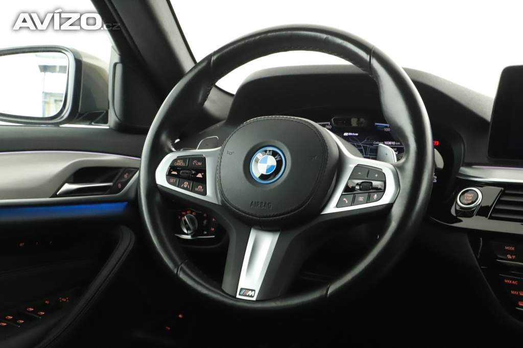 Foto inzerátu BMW 5 530e