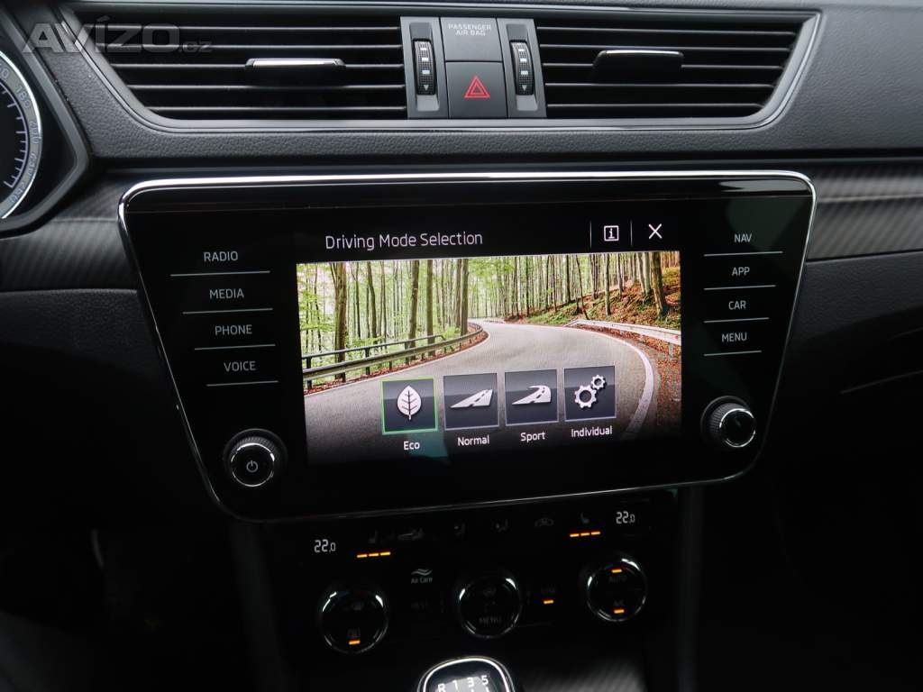 Foto inzerátu Skoda Superb 1.5 TSI