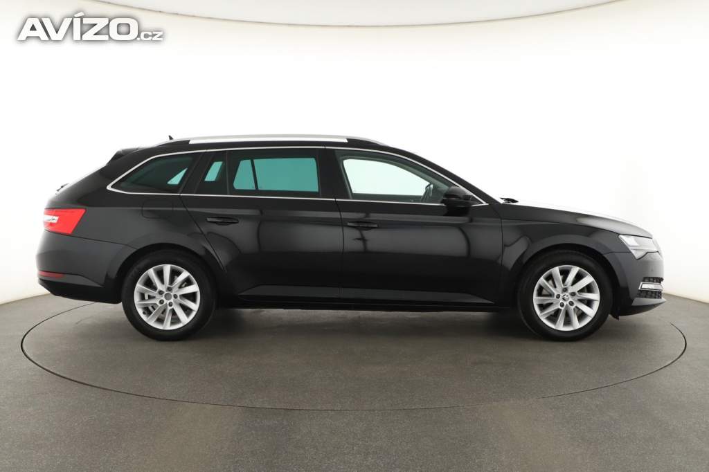 Foto inzerátu Skoda Superb 1.5 TSI