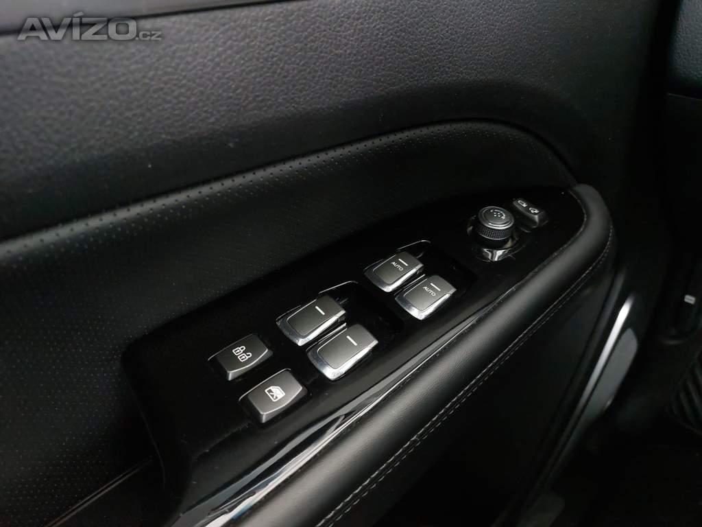 Foto inzerátu SsangYong Rexton 2.2 Diesel