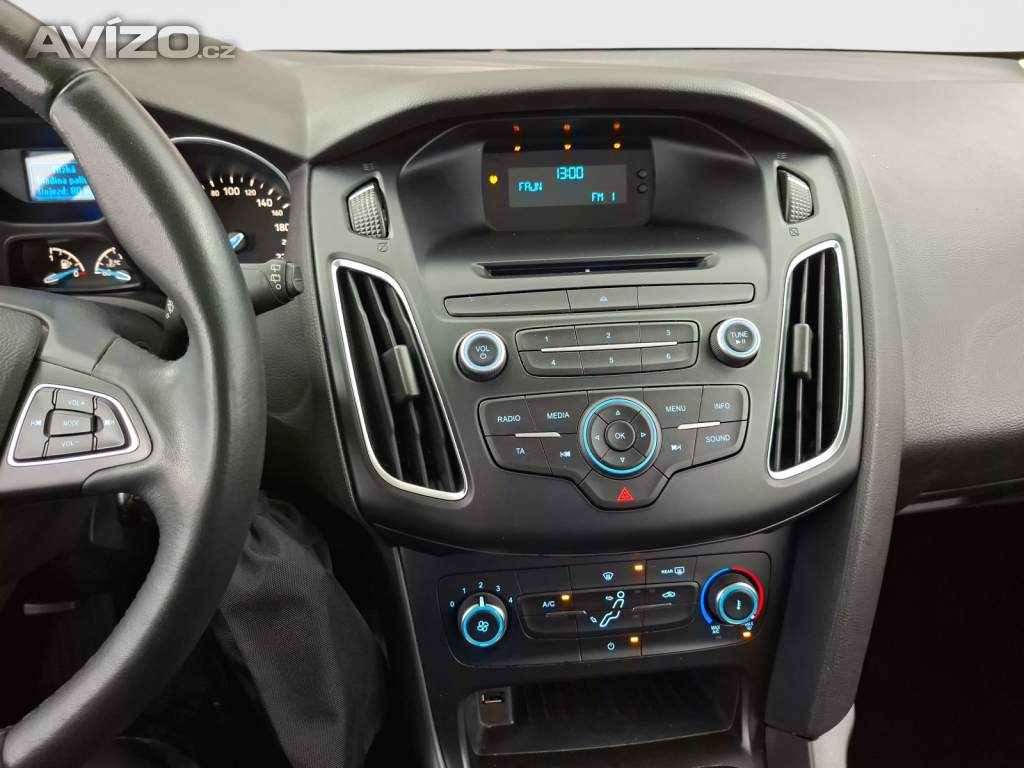 Foto inzerátu Ford Focus 1.6 i