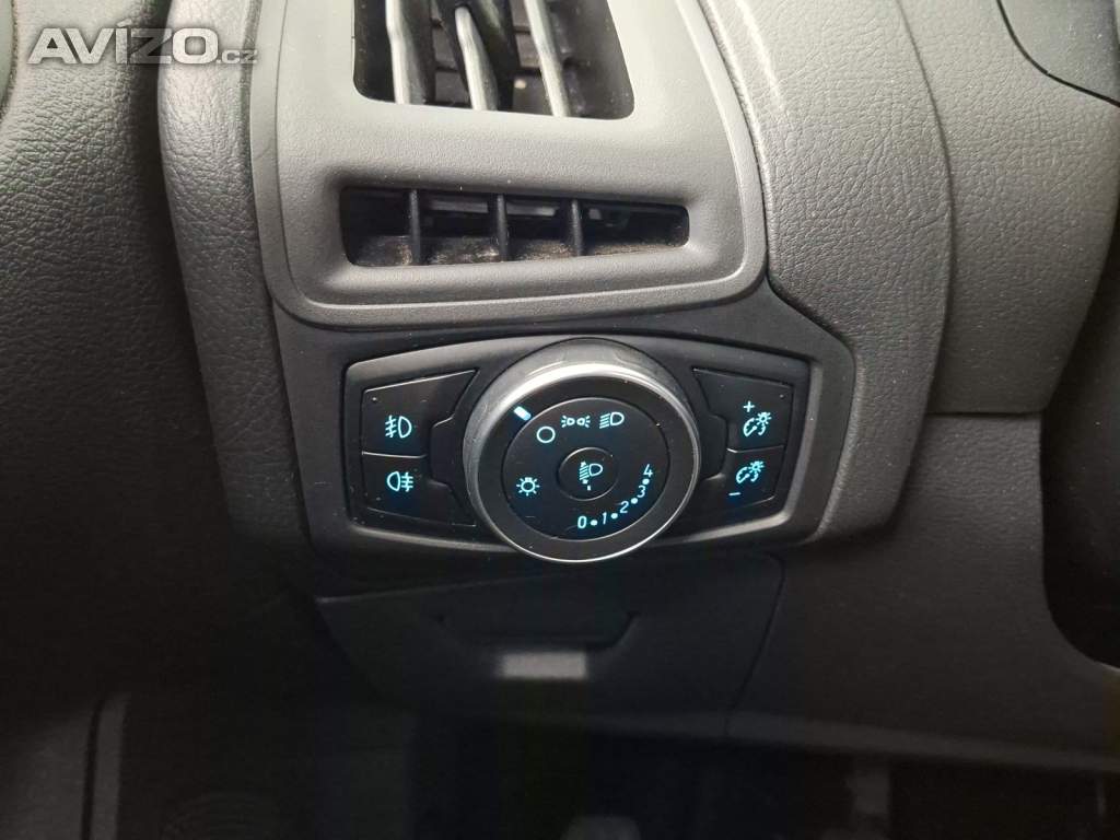 Foto inzerátu Ford Focus 1.6 i