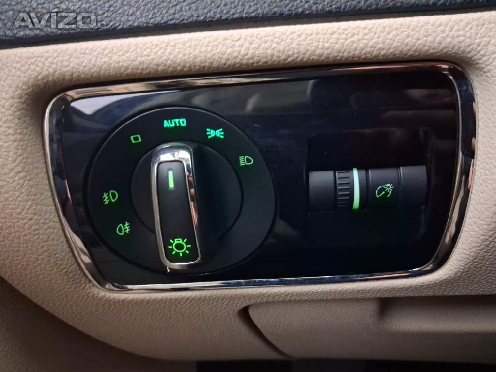 Foto inzerátu Skoda Superb 2.0 TDI