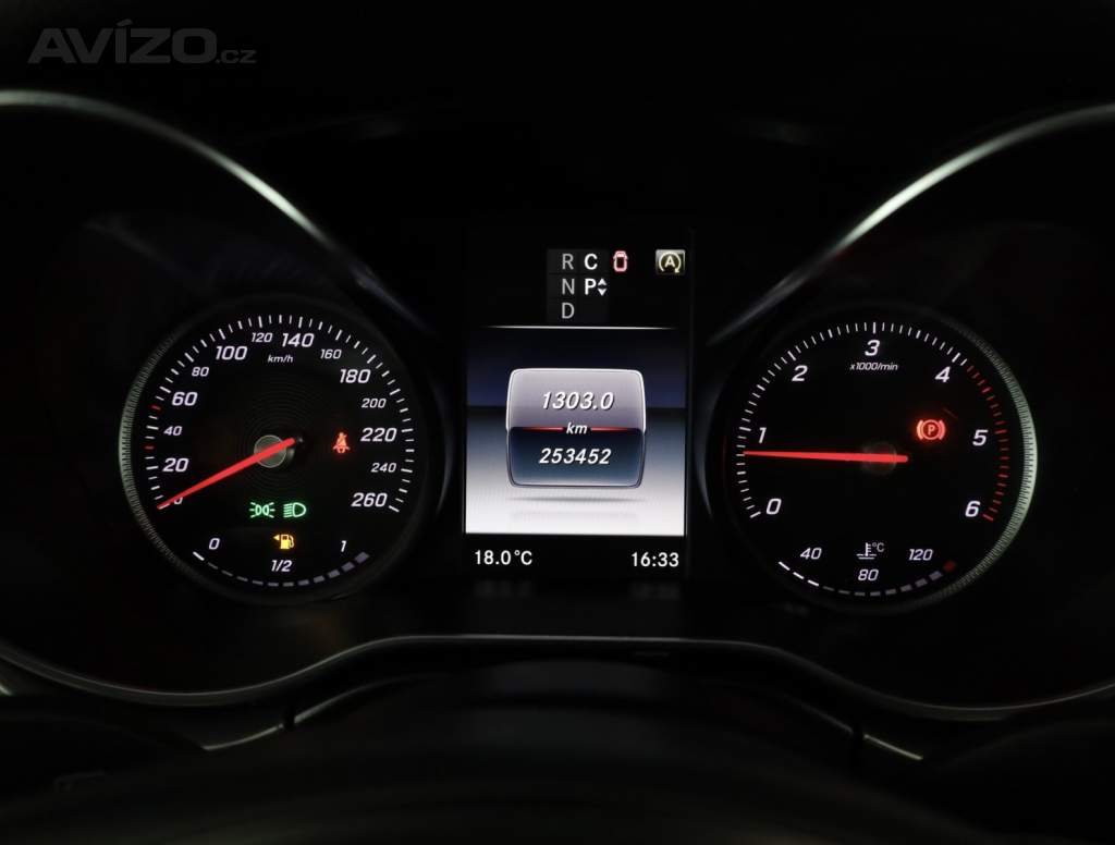 Foto inzerátu Mercedes V 250 d 4MATIC
