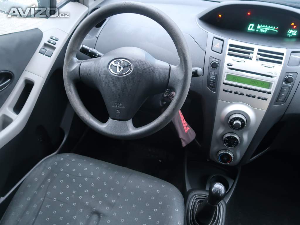 Foto inzerátu Toyota Yaris 1.0 VVT-i