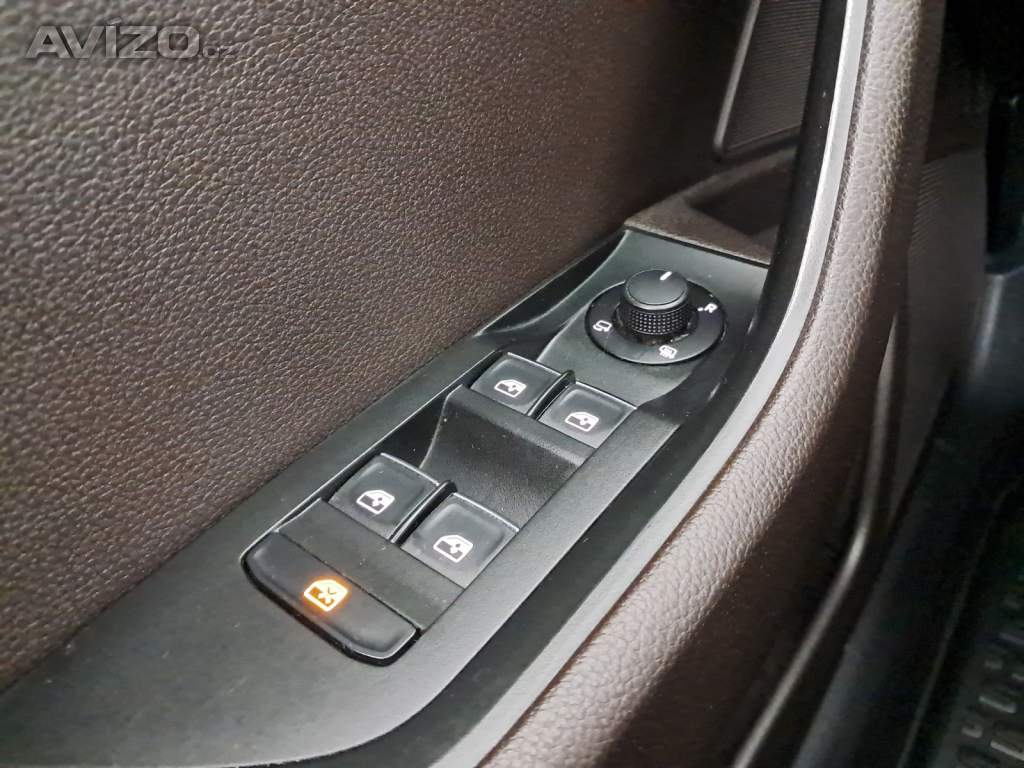 Foto inzerátu Skoda Superb 2.0 TSI
