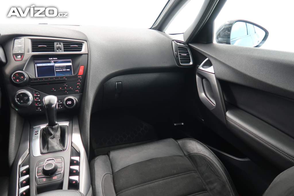 Foto inzerátu Citroen DS5 2.0 BlueHDi