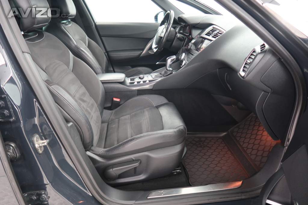 Foto inzerátu Citroen DS5 2.0 BlueHDi