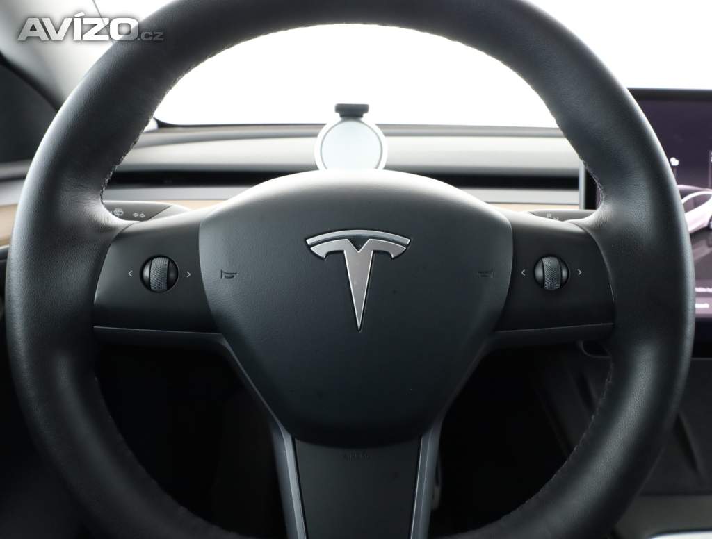 Foto inzerátu Tesla Model Y Long Range AWD 75kWh