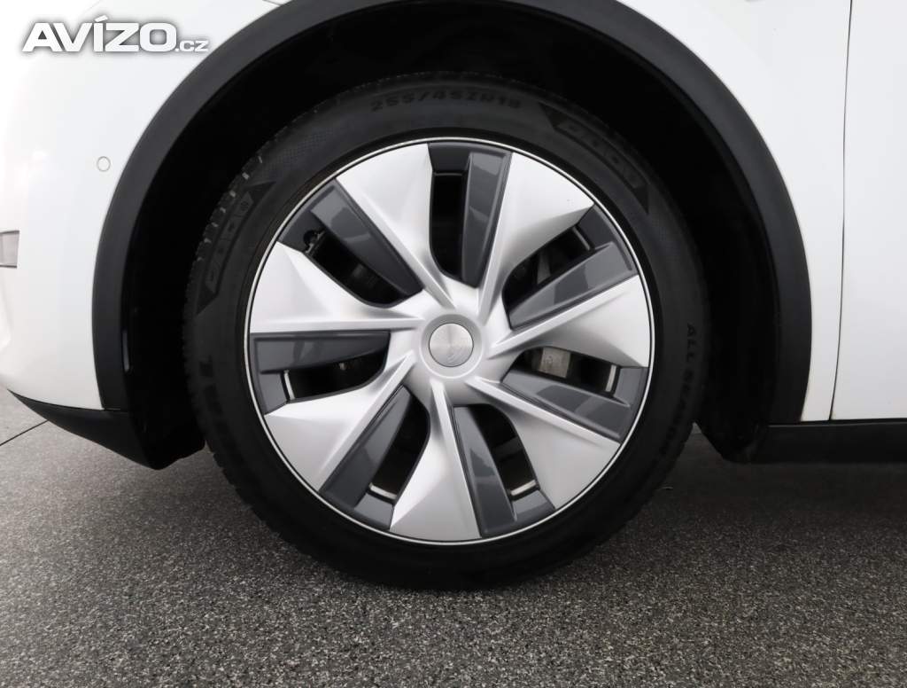 Foto inzerátu Tesla Model Y Long Range AWD 75kWh