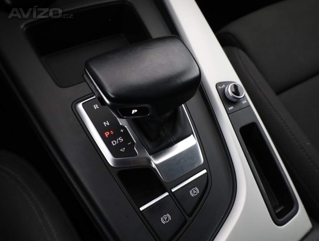 Foto inzerátu Audi A4 35 TDI