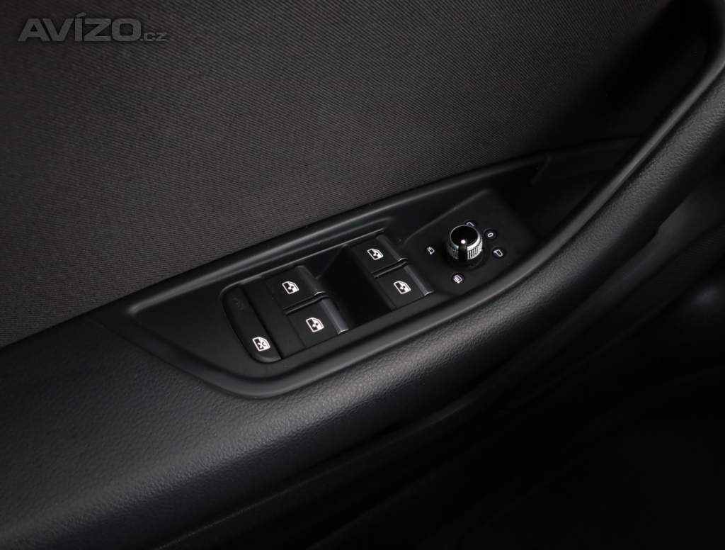Foto inzerátu Audi A4 35 TDI