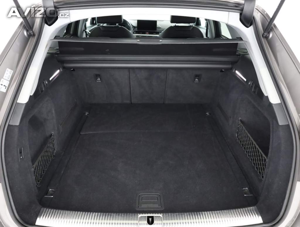 Foto inzerátu Audi A4 35 TDI
