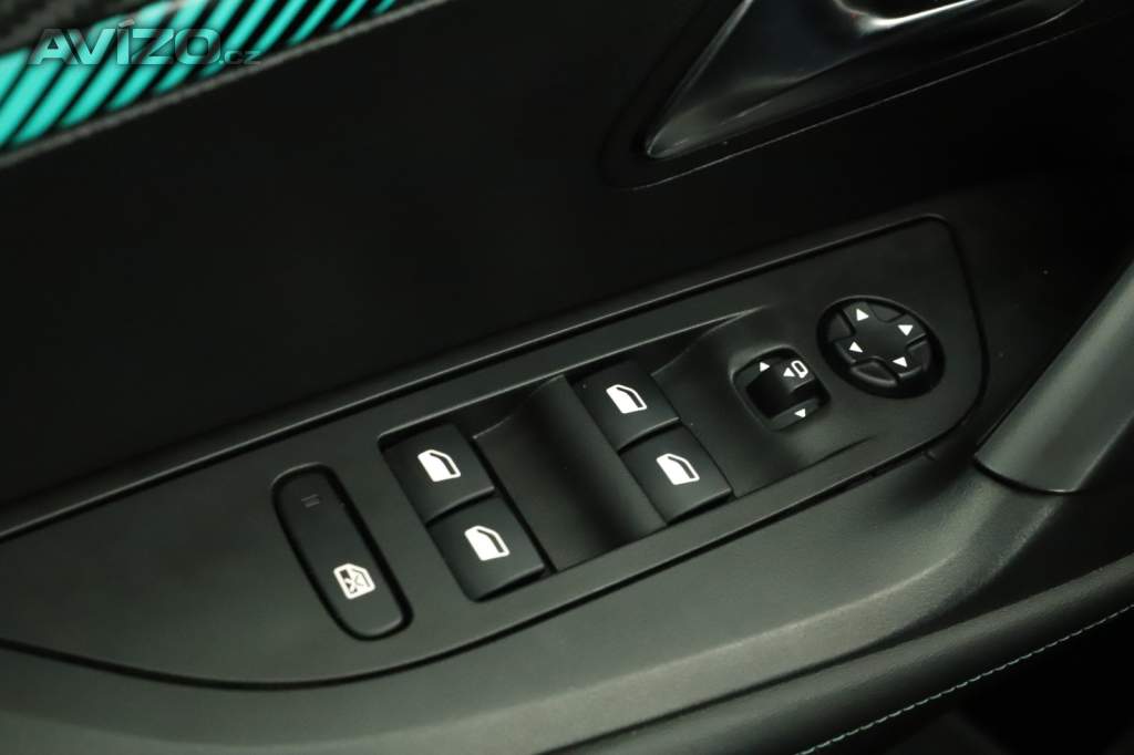 Foto inzerátu Peugeot 2008 1.2 PureTech