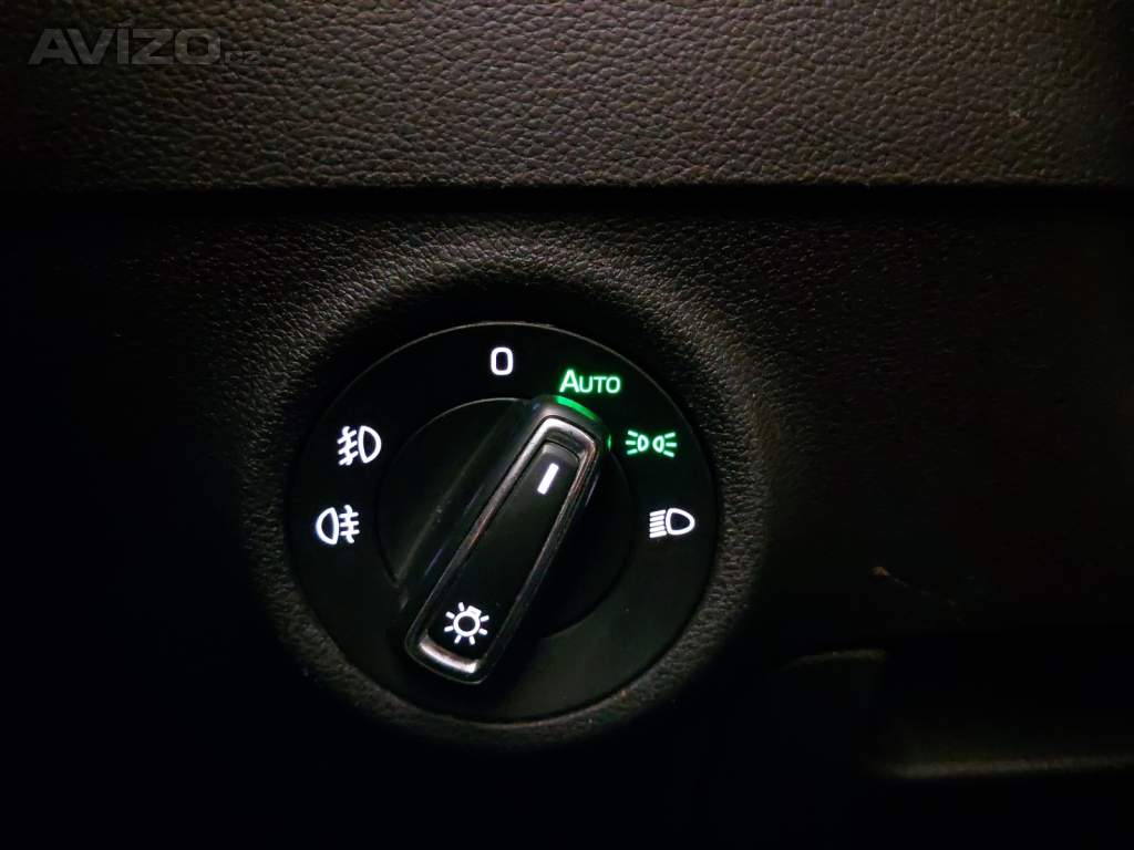 Foto inzerátu Skoda Karoq 1.6 TDI