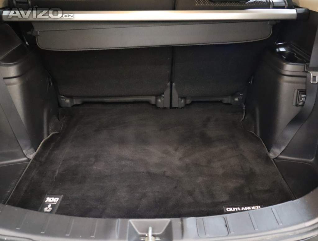Foto inzerátu Mitsubishi Outlander 2.0
