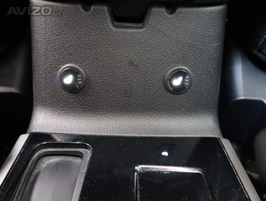 Foto inzerátu Mitsubishi Outlander 2.0