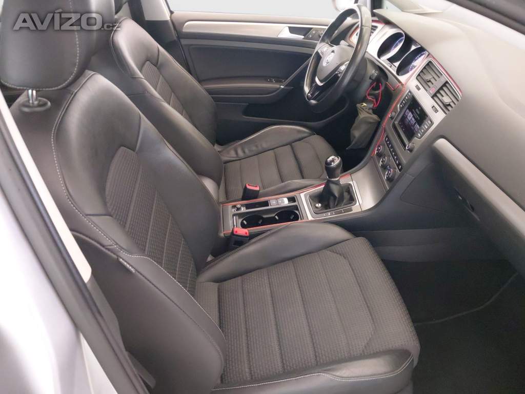Foto inzerátu VW Golf 1.2 TSI