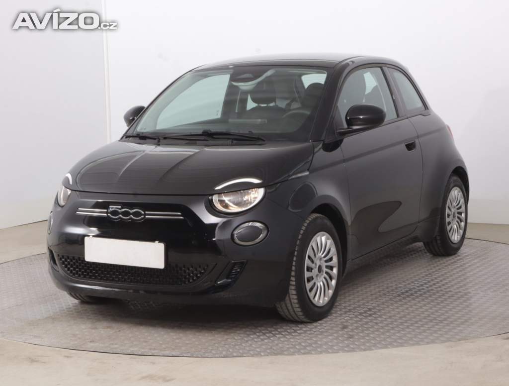Foto inzerátu Fiat 500e 42 kWh