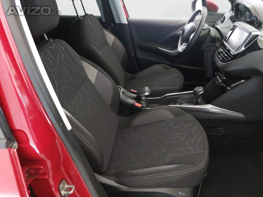 Foto inzerátu Peugeot 2008 1.2 PureTech