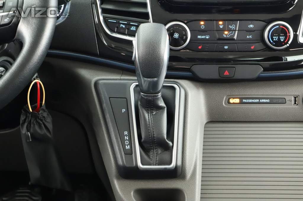 Foto inzerátu Ford Tourneo Custom 2.0 EcoBlue