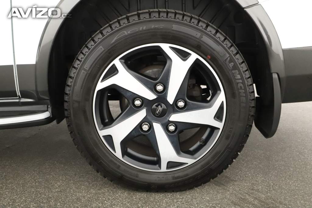 Foto inzerátu Ford Tourneo Custom 2.0 EcoBlue