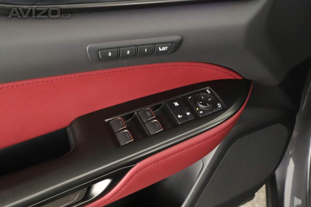 Foto inzerátu Lexus NX 450h+