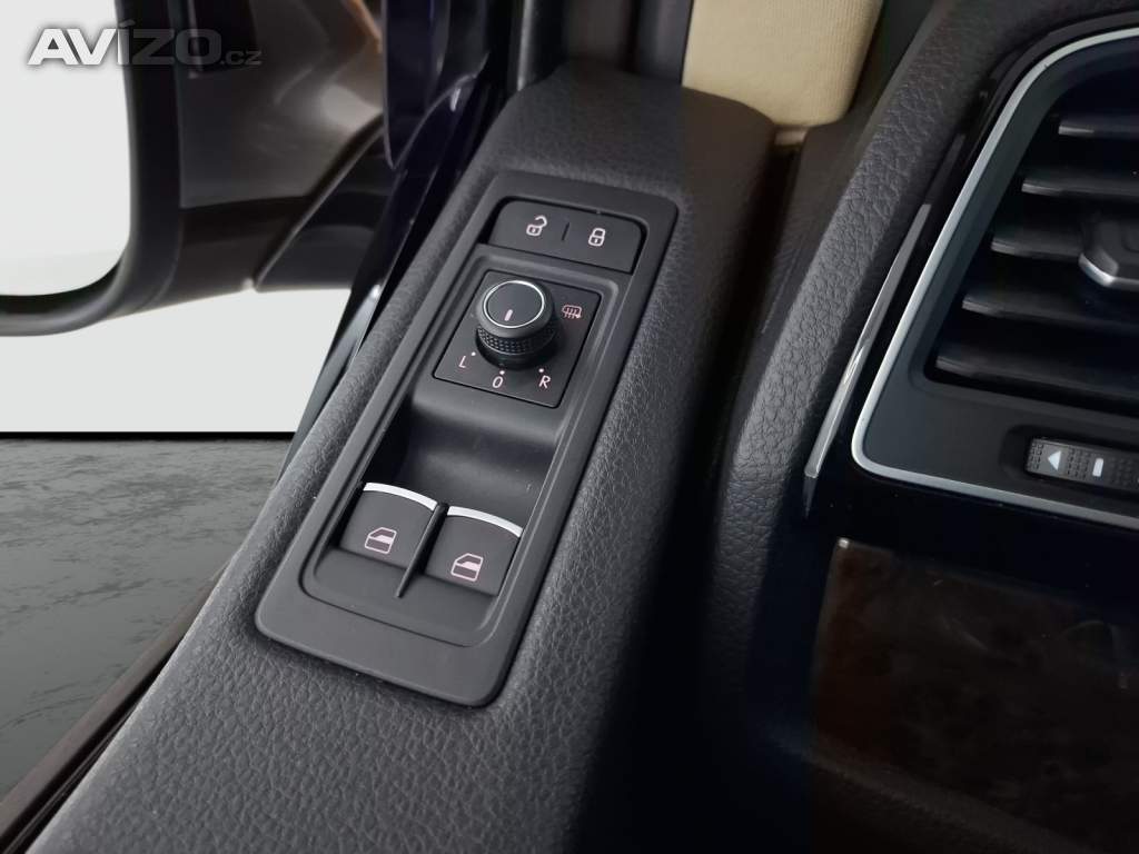 Foto inzerátu VW Multivan 2.0 TDI