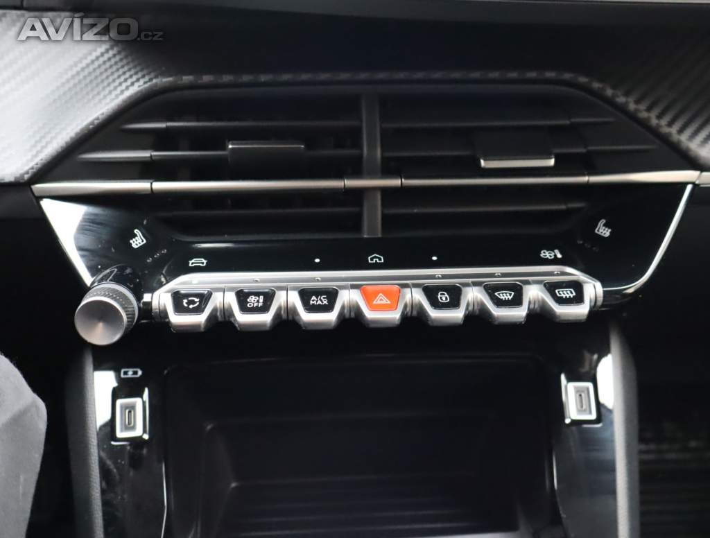 Foto inzerátu Peugeot 208 1.2 Hybrid