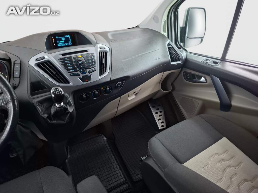 Foto inzerátu Ford Tourneo Custom 2.2 TDCi