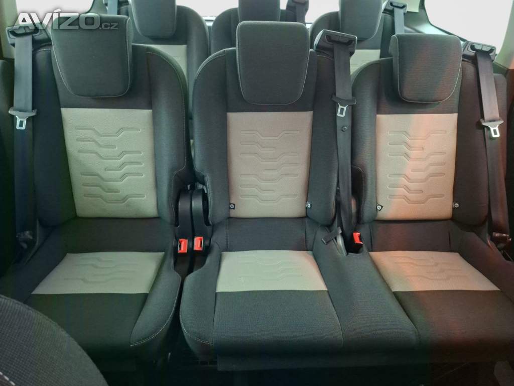 Foto inzerátu Ford Tourneo Custom 2.2 TDCi