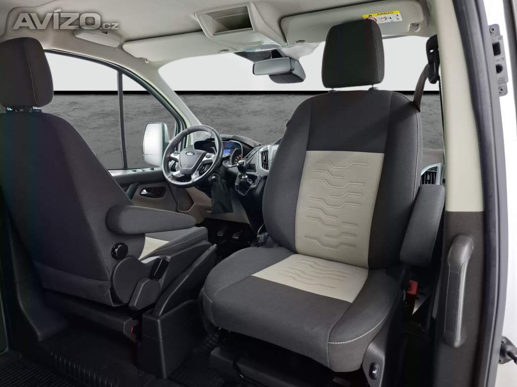 Foto inzerátu Ford Tourneo Custom 2.2 TDCi