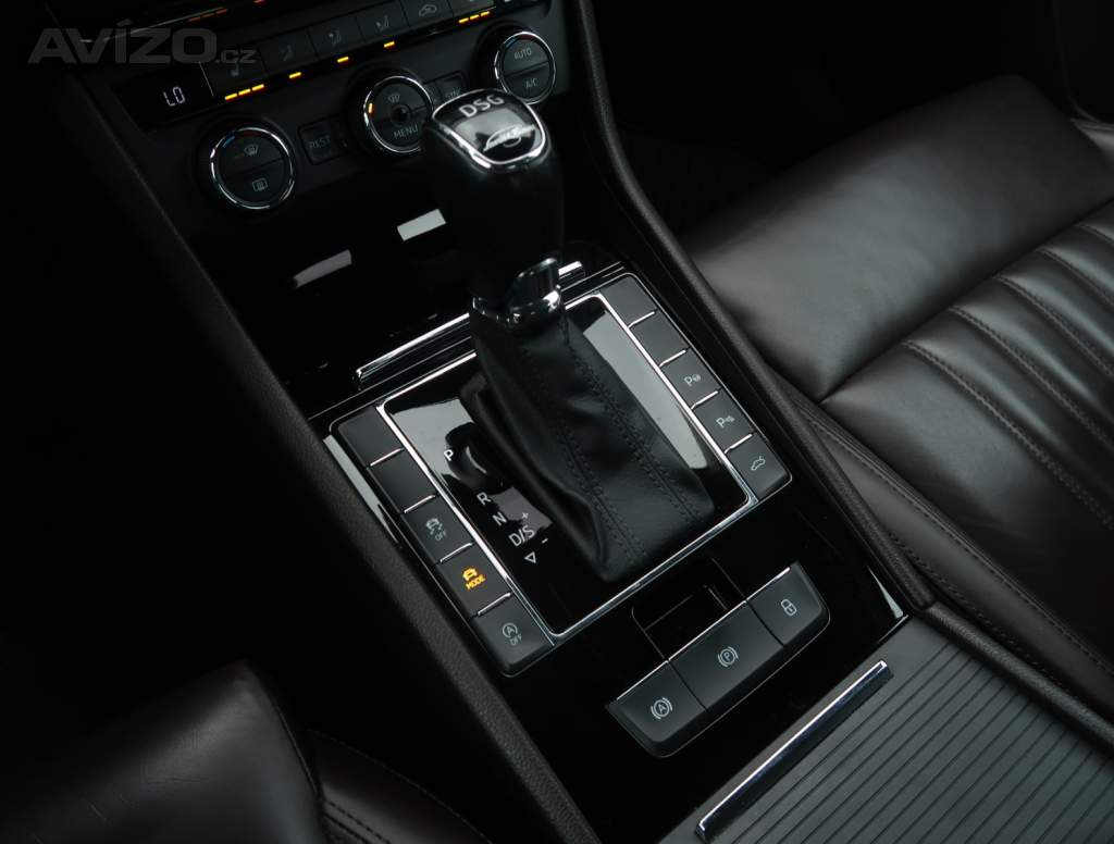 Foto inzerátu Skoda Superb 2.0 TDI