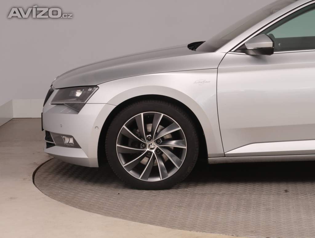 Foto inzerátu Skoda Superb 2.0 TDI
