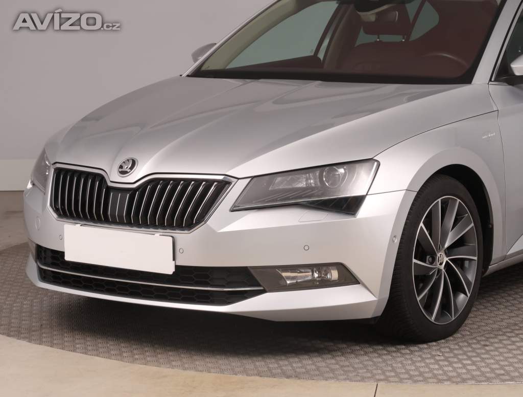 Foto inzerátu Skoda Superb 2.0 TDI