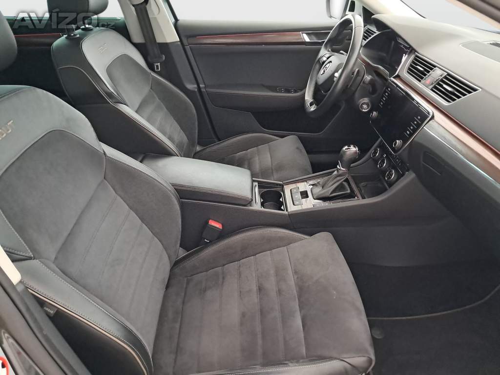 Foto inzerátu Skoda Superb 2.0 TDI
