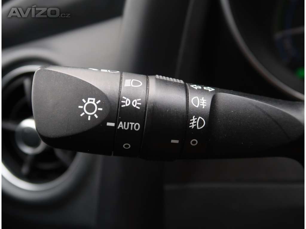 Foto inzerátu Toyota Auris Hybrid